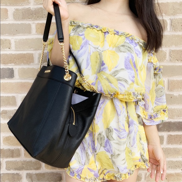 💕Michael kors large chain tote black pebbled - Picture 3 of 5